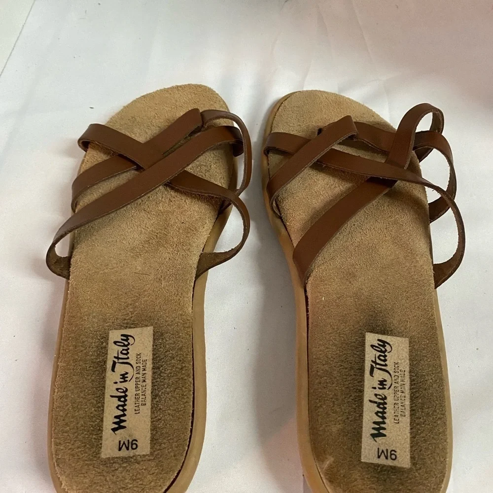 Made in Italy Sandals Size 9 M (FH)